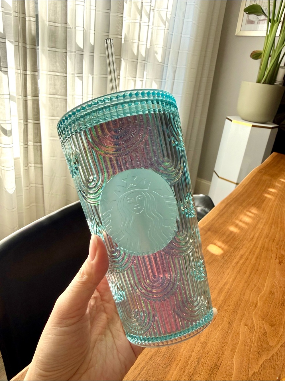 Starbucks 2022 Iridescent Blue Glass-Effect Cold Cup Tumbler 16oz with Straw